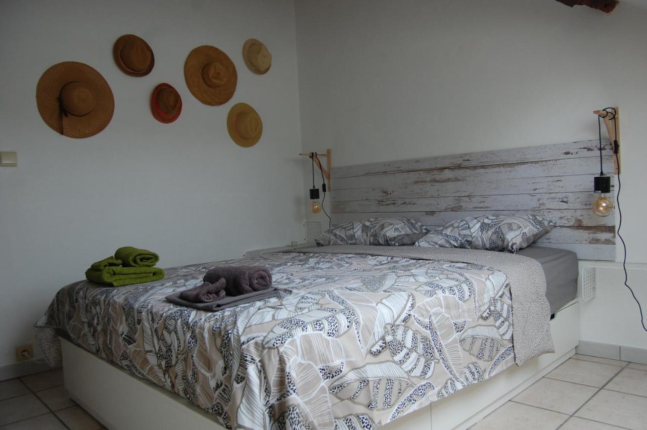 Appartement Fleurs Des Champs - Esc'Appart โรชฟอร์ ภายนอก รูปภาพ
