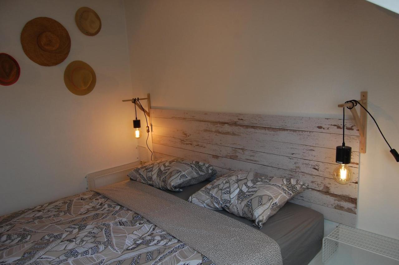 Appartement Fleurs Des Champs - Esc'Appart โรชฟอร์ ภายนอก รูปภาพ