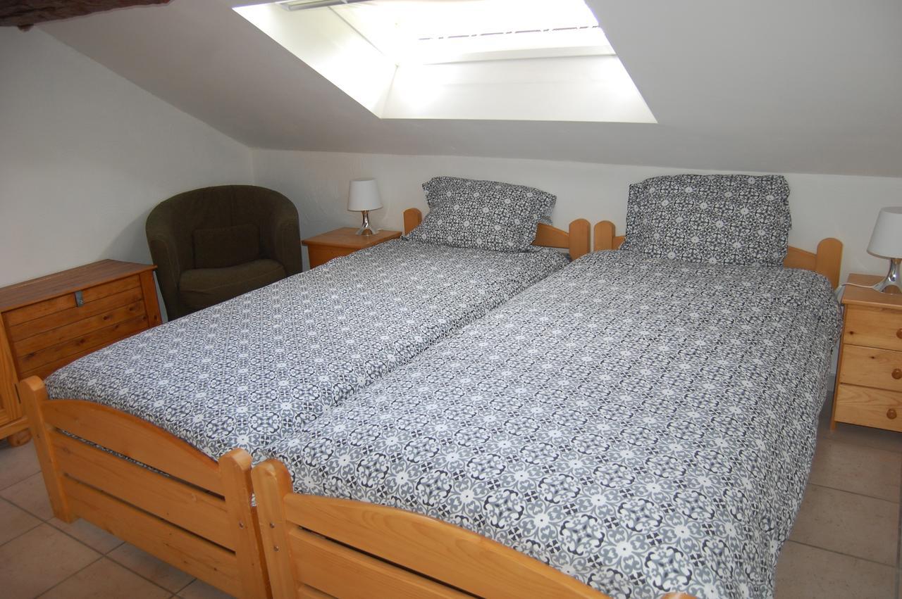 Appartement Fleurs Des Champs - Esc'Appart โรชฟอร์ ภายนอก รูปภาพ