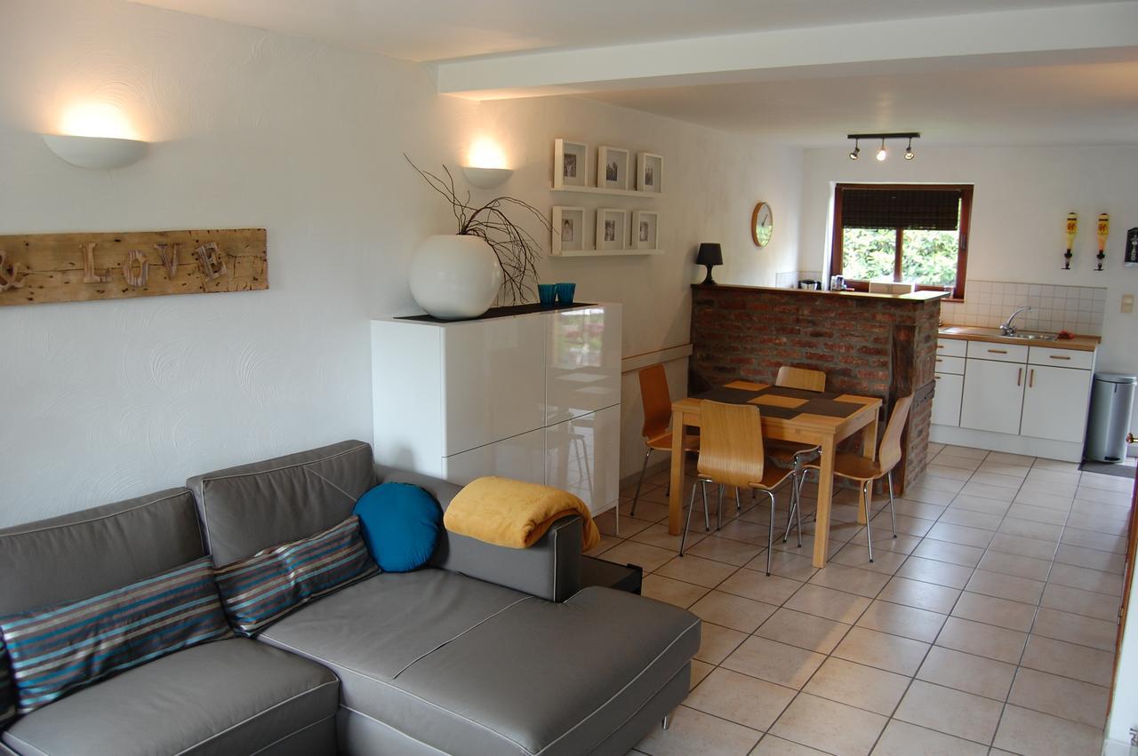 Appartement Fleurs Des Champs - Esc'Appart โรชฟอร์ ภายนอก รูปภาพ